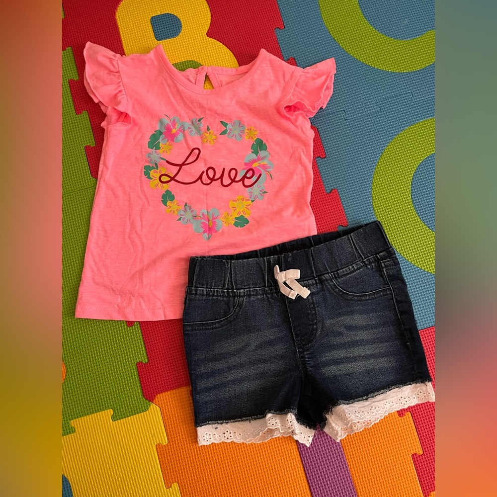 Girls shorts set